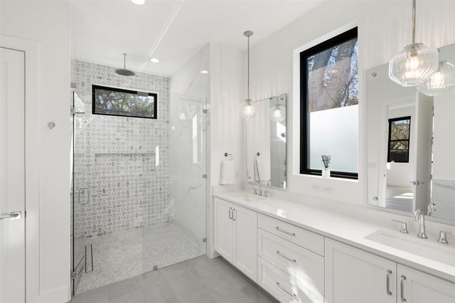 1101 Emerald Forest CV, Austin, TX 78745