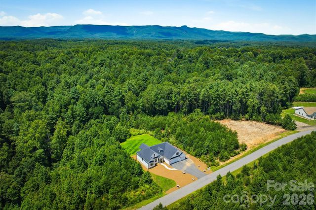 2124 Starlight Lane, Morganton, NC 28655