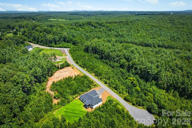 2124 Starlight Lane, Morganton, NC 28655