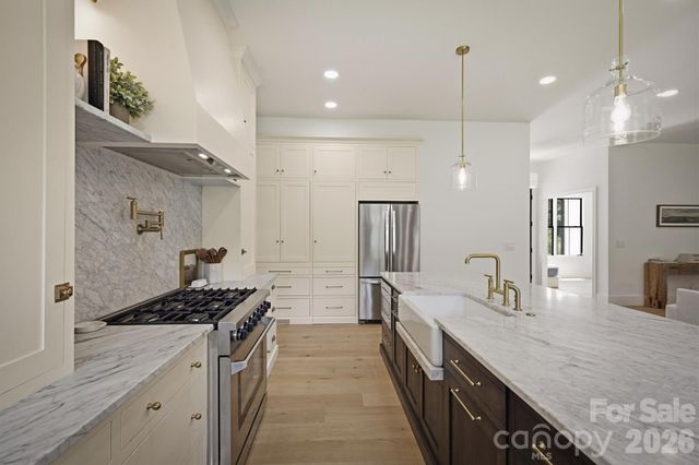 2124 Starlight Lane, Morganton, NC 28655