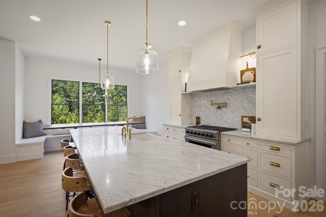 2124 Starlight Lane, Morganton, NC 28655
