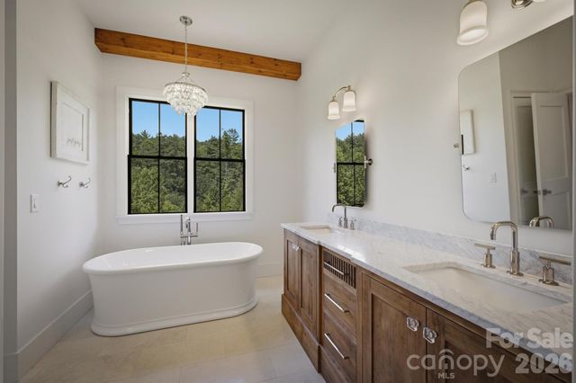 2124 Starlight Lane, Morganton, NC 28655