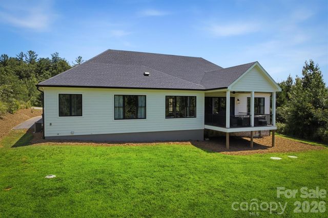 2124 Starlight Lane, Morganton, NC 28655