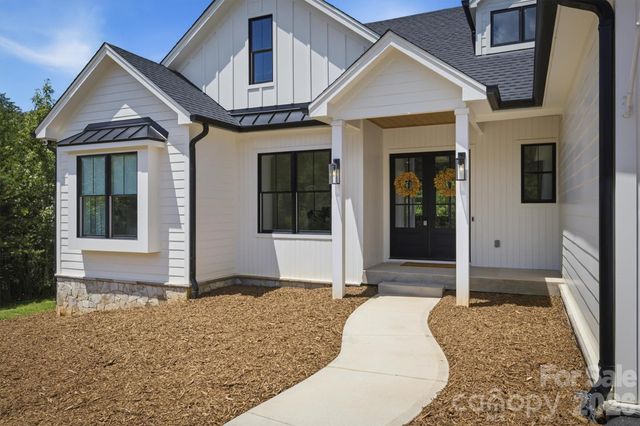 2124 Starlight Lane, Morganton, NC 28655