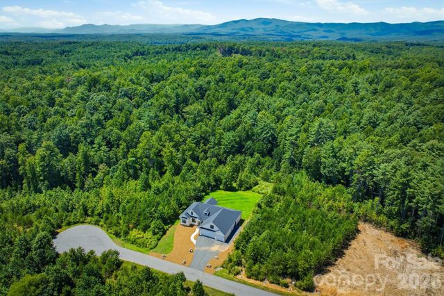 2124 Starlight Lane, Morganton, NC 28655