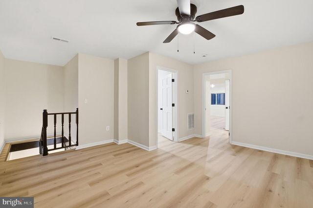 1 BEACH RD, Glen Burnie, MD 21060