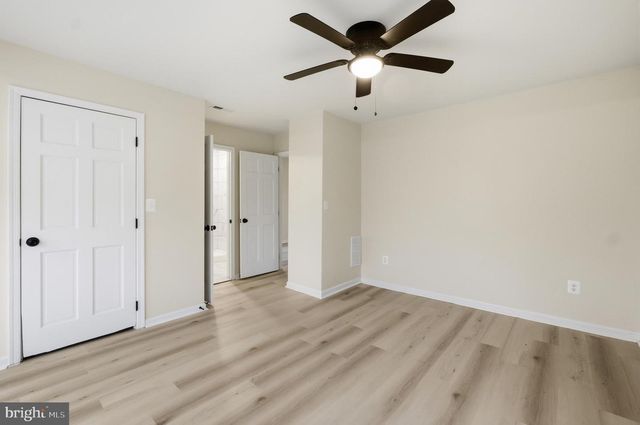 1 BEACH RD, Glen Burnie, MD 21060