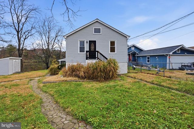 1 BEACH RD, Glen Burnie, MD 21060