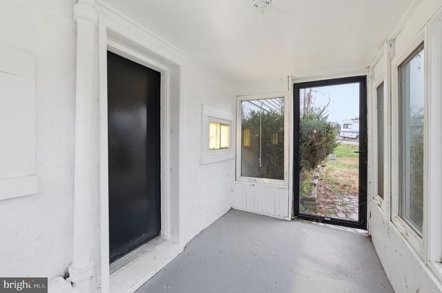 1 BEACH RD, Glen Burnie, MD 21060