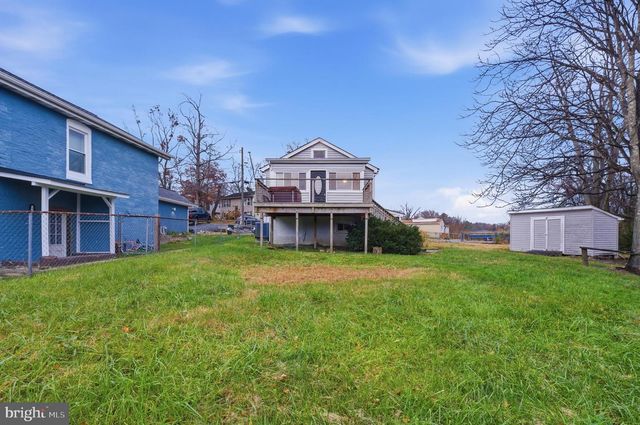 1 BEACH RD, Glen Burnie, MD 21060