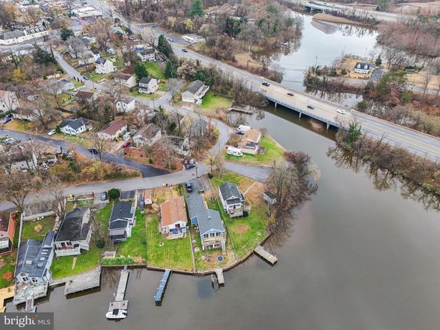 1 BEACH RD, Glen Burnie, MD 21060