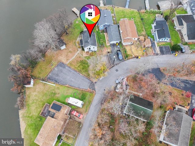 1 BEACH RD, Glen Burnie, MD 21060