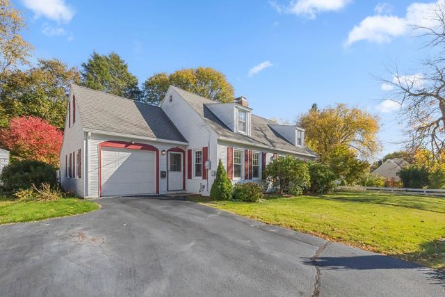 12 Gates Rd, Shrewsbury, MA 01545