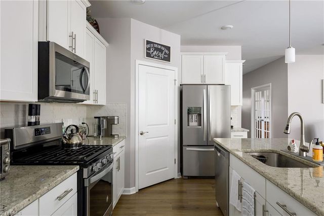 5410 Quartz Avenue, Clemmons, NC 27012