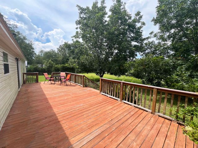 1156 W A. Gamble Road, Manning, SC 29102