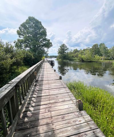 1156 W A. Gamble Road, Manning, SC 29102