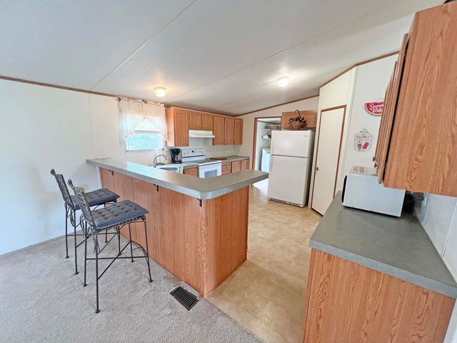 1156 W A. Gamble Road, Manning, SC 29102