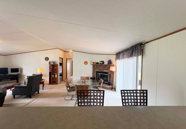 1156 W A. Gamble Road, Manning, SC 29102