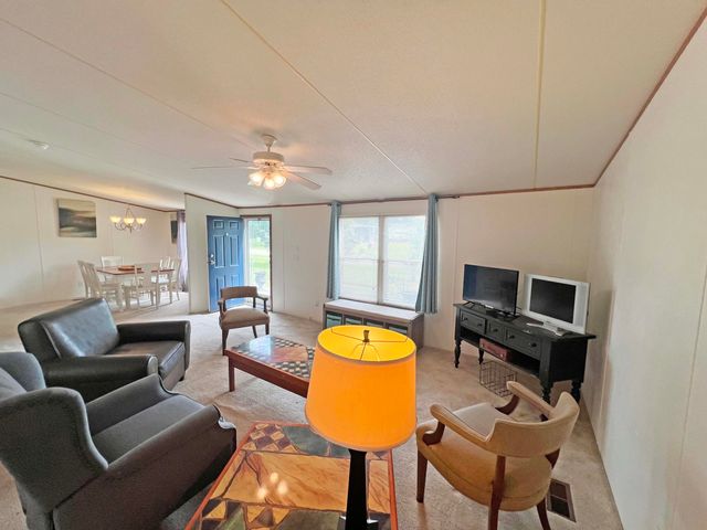 1156 W A. Gamble Road, Manning, SC 29102