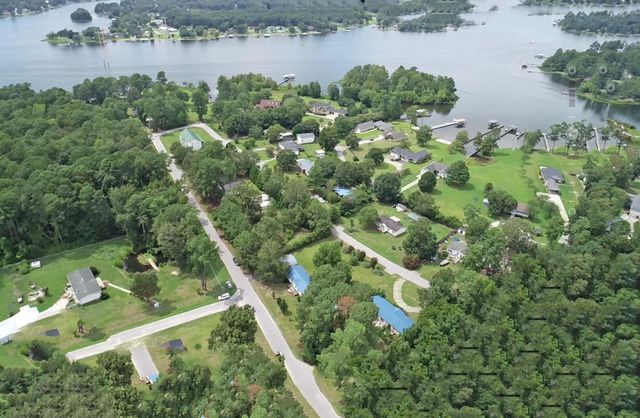 1156 W A. Gamble Road, Manning, SC 29102