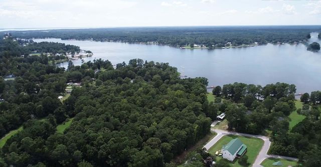 1156 W A. Gamble Road, Manning, SC 29102