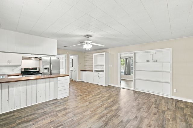 1408 Kanakoa Drive N, Tool, TX 75143