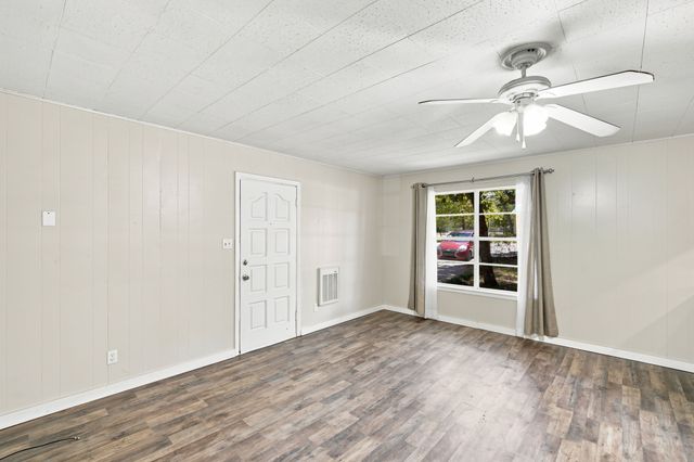 1408 Kanakoa Drive N, Tool, TX 75143