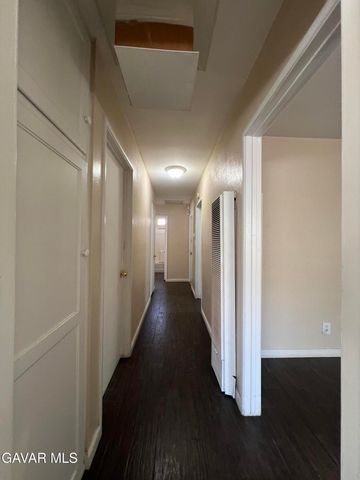 38609 32nd Street East, Palmdale, CA 93550