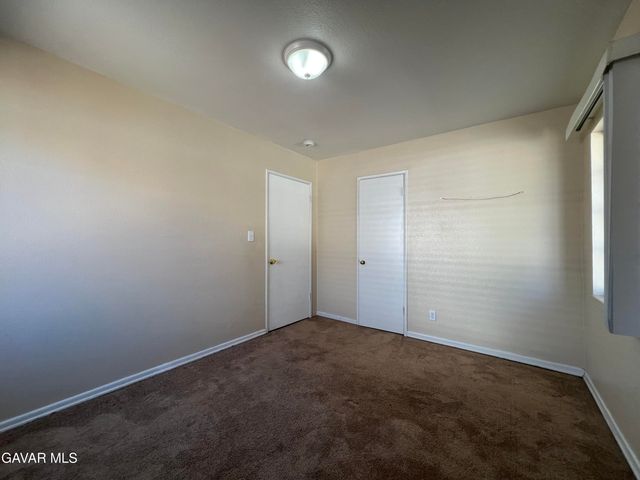 38609 32nd Street East, Palmdale, CA 93550