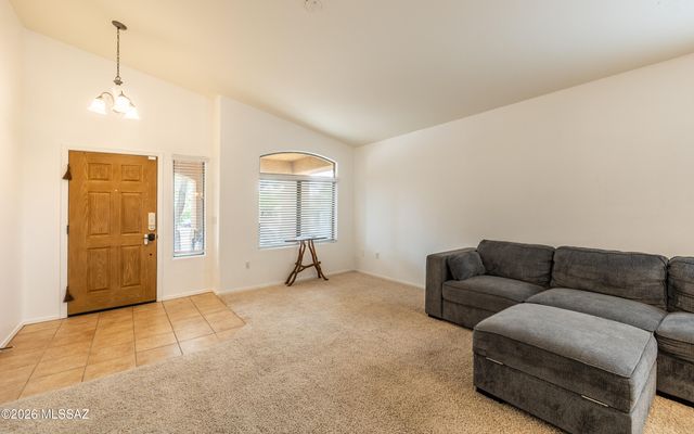 457 S Stone Bench Road, Vail, AZ 85641