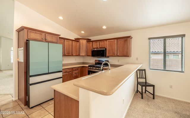 457 S Stone Bench Road, Vail, AZ 85641