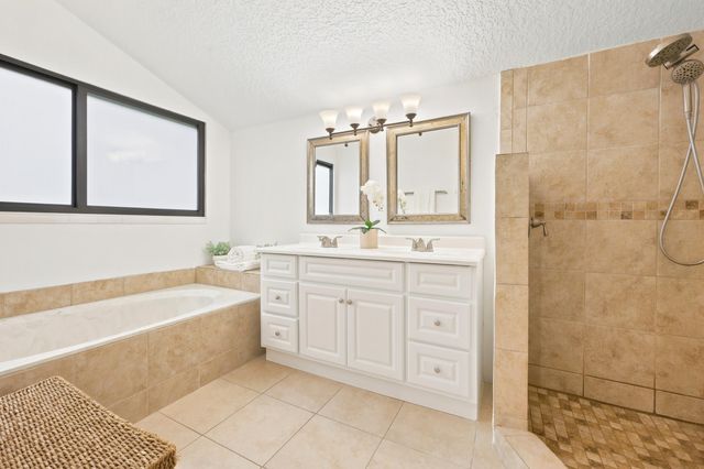 15590 61st Place N, Loxahatchee, FL 33470