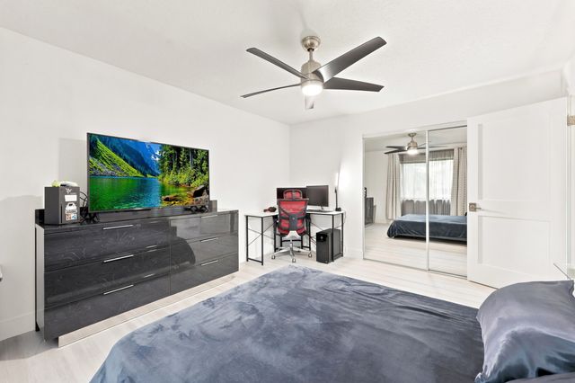 15590 61st Place N, Loxahatchee, FL 33470