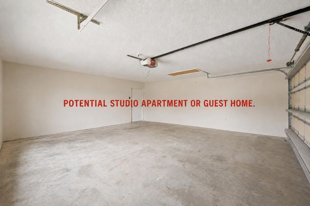 15590 61st Place N, Loxahatchee, FL 33470