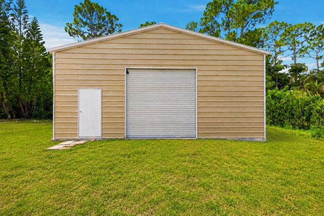 15590 61st Place N, Loxahatchee, FL 33470