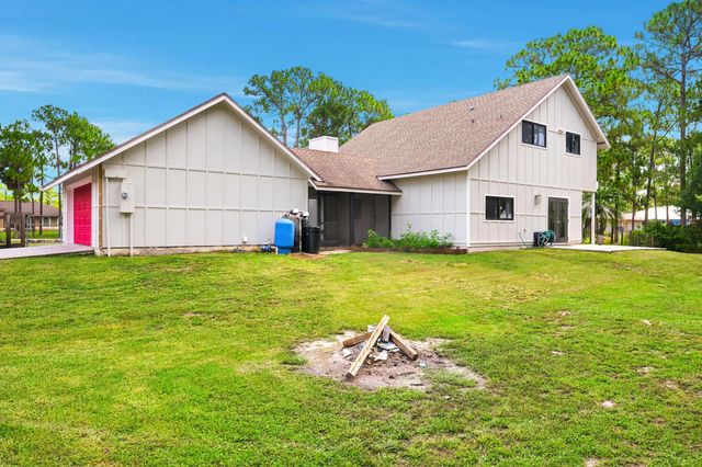 15590 61st Place N, Loxahatchee, FL 33470