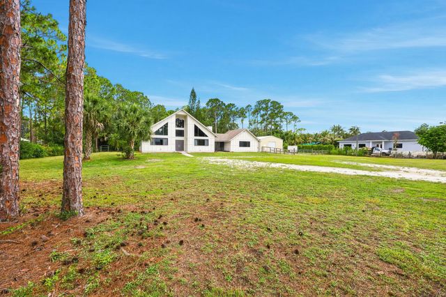 15590 61st Place N, Loxahatchee, FL 33470