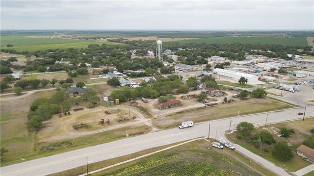 00 W Mendoza Ave, Orange Grove, TX 78372