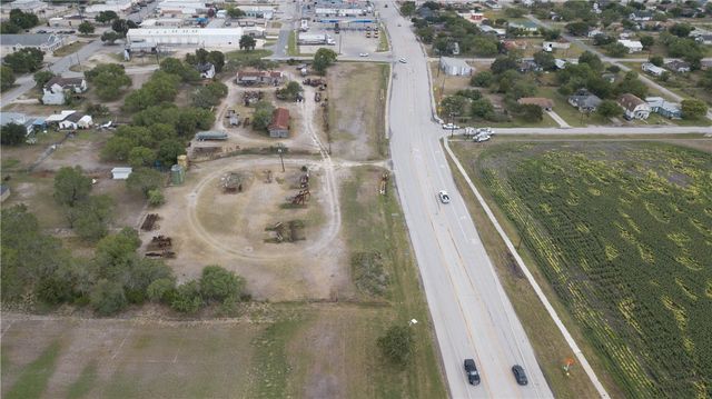 00 W Mendoza Ave, Orange Grove, TX 78372