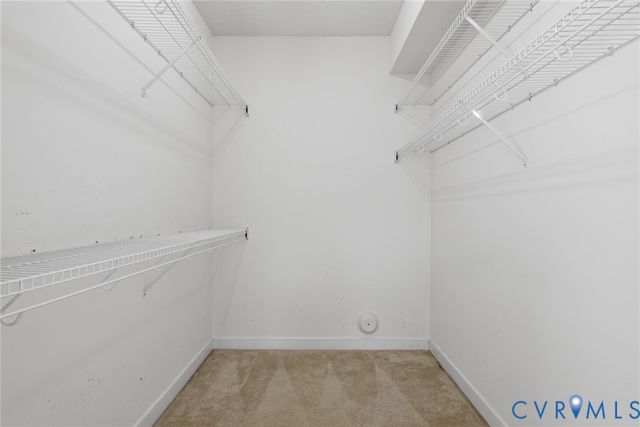 4642 Twin Hickory Lake Dr, Glen Allen, VA 23059