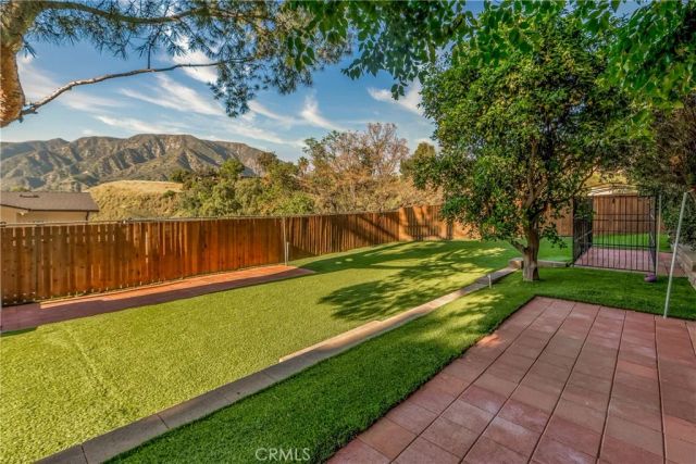 11064 Plainview, Tujunga, CA 91042