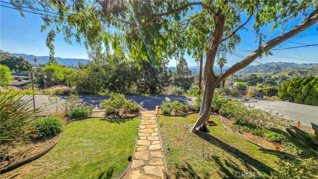 11064 Plainview, Tujunga, CA 91042