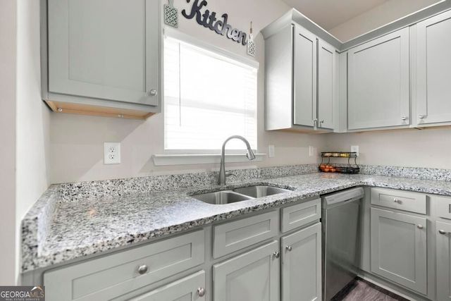 129 Red Birch Lane, Warner Robins, GA 31093