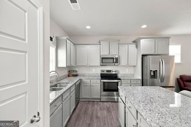 129 Red Birch Lane, Warner Robins, GA 31093