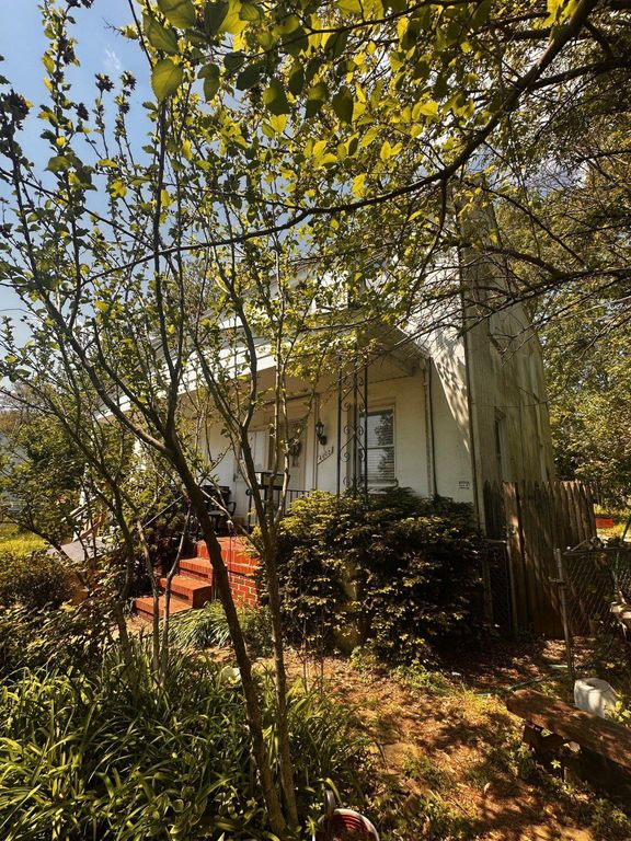 Image 1 of property listing at 4602 SUNBROOK AVE, Baltimore, MD 21206