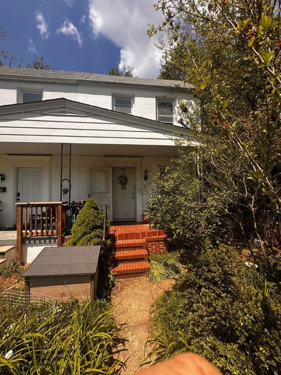 Image 2 of property listing at 4602 SUNBROOK AVE, Baltimore, MD 21206