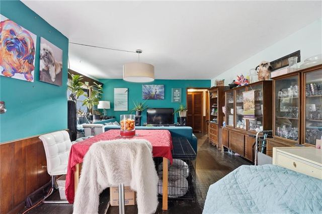 3738 Ditzler Avenue, Kansas City, MO 64133