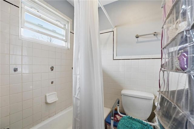 3738 Ditzler Avenue, Kansas City, MO 64133