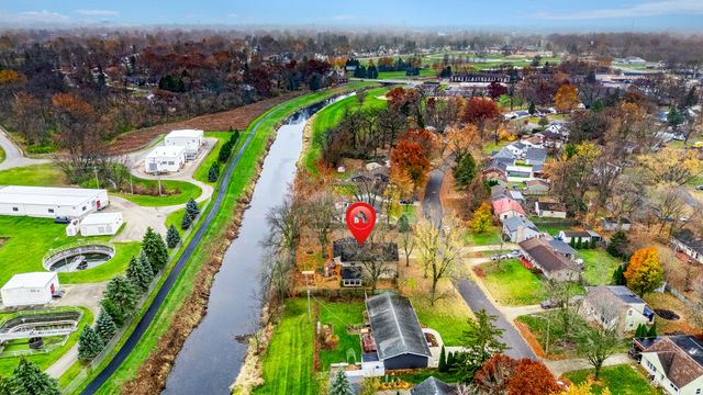 181 Tilton Park Drive, Dekalb, IL 60115