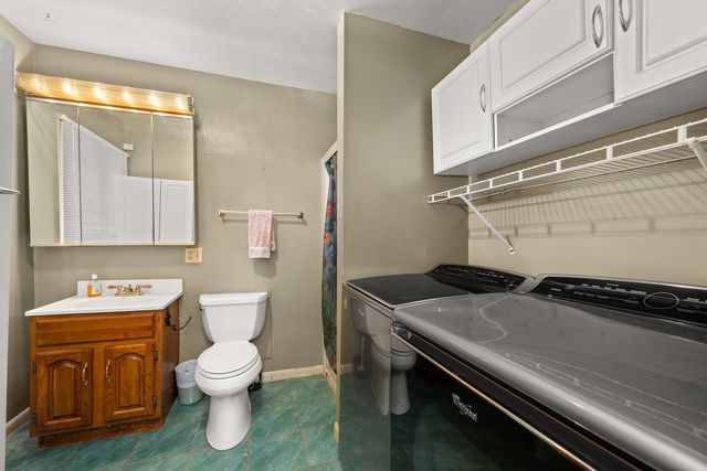 181 Tilton Park Drive, Dekalb, IL 60115